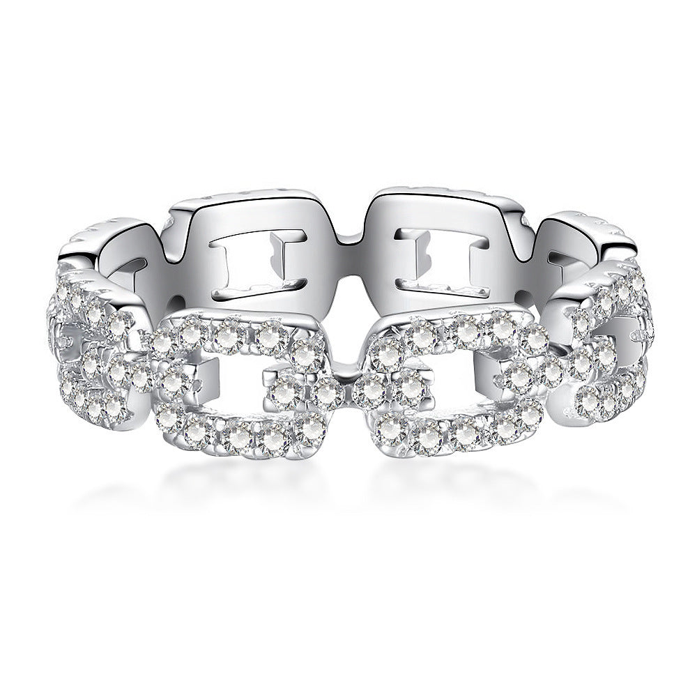 Inés Interlocking Moissanite Ring