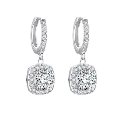 Lucía Square Moissanite Stud Earrings