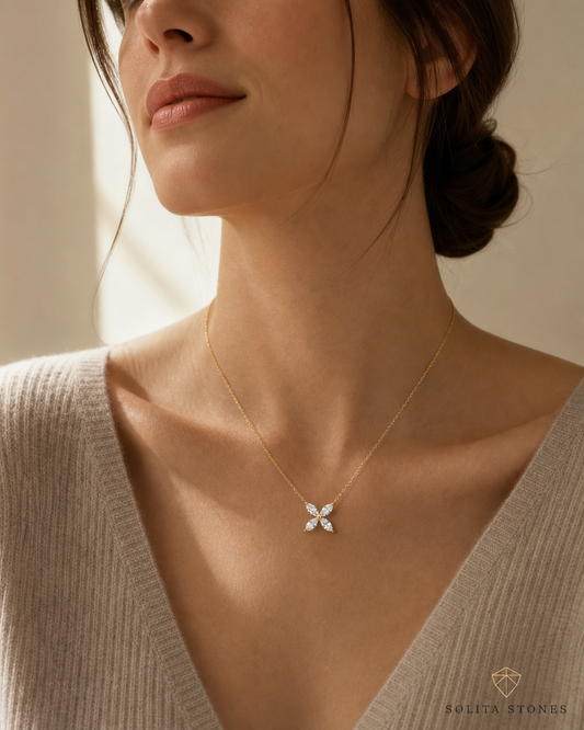 Élodie Pendant Necklace