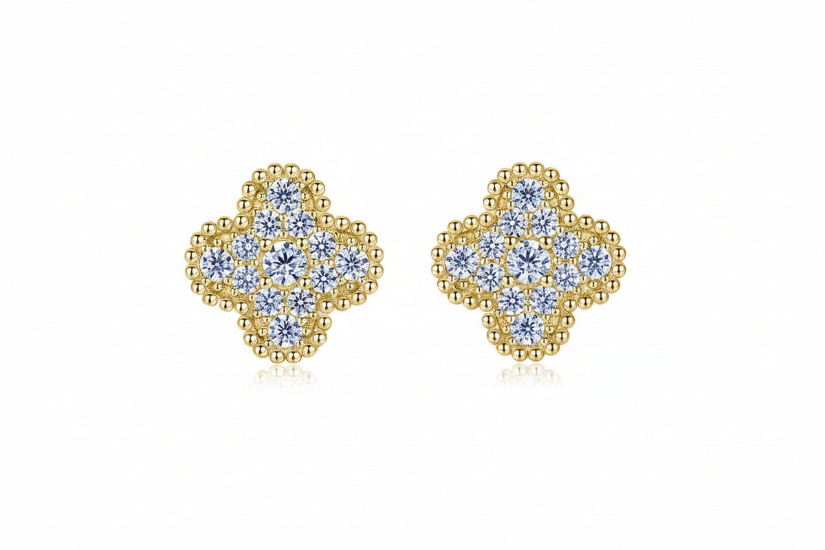 Clover Moissanite Stud Earrings with GRA certificate