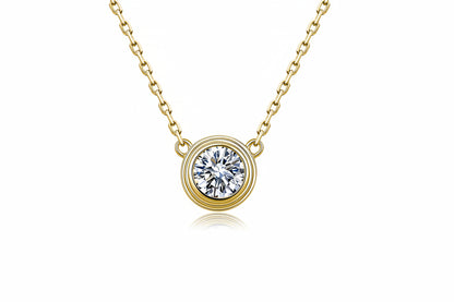 Isabella Bubble Pendant Necklace snake-bone chain detail
