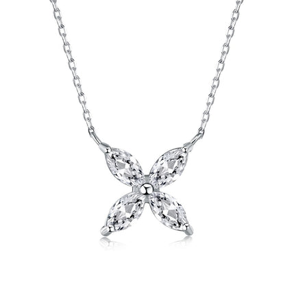 Élodie Pendant Necklace